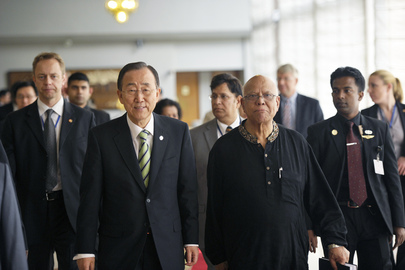 Secretary-General Meets Bangladesh Finance Minister in Dhaka