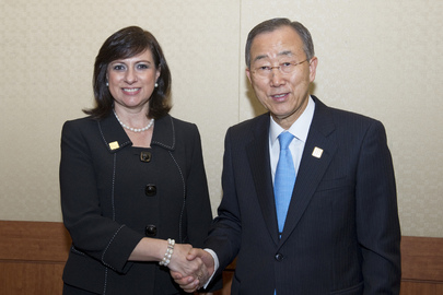 Secretary-General Meets Honduran Vice President at Aid Effectiveness Forum
