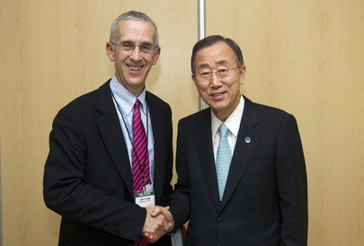 Secretary-General Meets U.S. Climate Change Envoy at Durban
