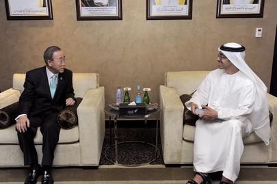 Secretary-General Meets U.A.E. Foreign Minister in Abu Dhabi