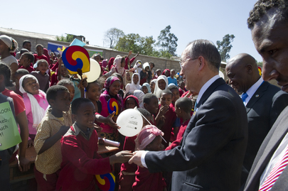 Secretary-General Opens Children’s Library in Addis 