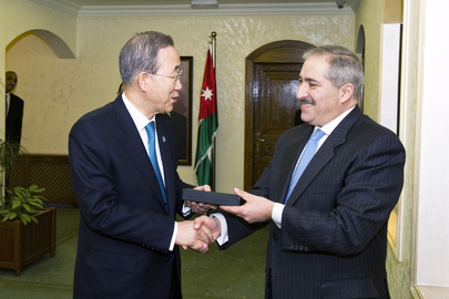 Secretary-General Meets Jordanian Foreign Minister in Amman