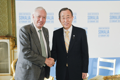 Secretary-General Meets Spanish Foreign Minister at London Conference on Somalia
