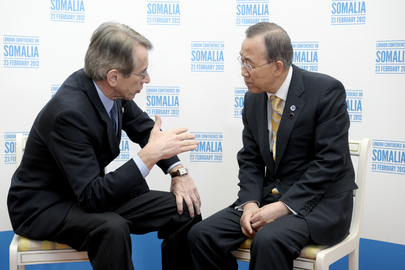 Secretary-General Meets Italian Foreign Minister at London Conference on Somalia