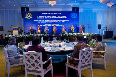 Secretary-General Attends Dinner with Malaysian Foreign Minister