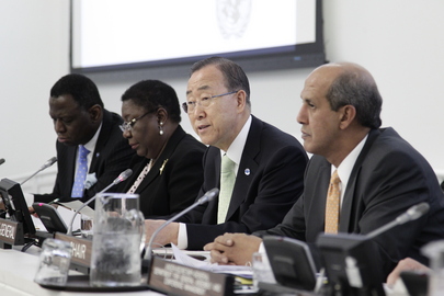 Secretary-General Stresses Reproductive Health Care at Meeting on Youth