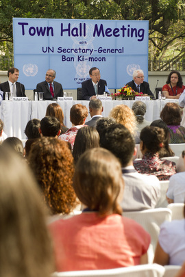 Secretary-General Holds Town Hall with UN Staff in New Delhi