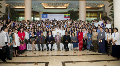 Secretary-General Meets UN Staff in Myanmar