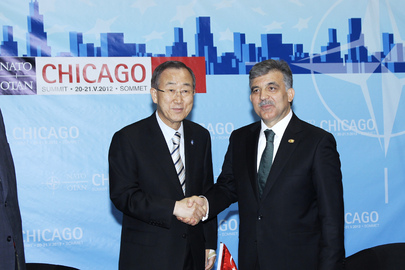 Secretary-General Meets Turkish President at NATO Summit in Chicago