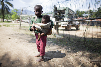 DRC Children Seek Refuge near UN Mission after Heavy Fighting