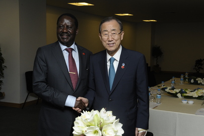 Secretary-General Meets Kenyan Prime Minister at 2nd Istanbul Conference on Somalia 