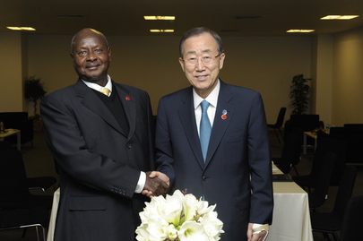 Secretary-General Meets Ugandan President at 2nd Istanbul Conference on Somalia