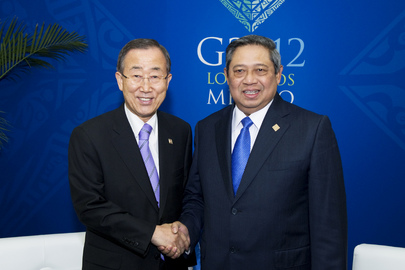 Secretary-General Meets President of Indonesia at Los Cabos G20