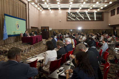 Secretary-General Meets Japanese Press in Tokyo