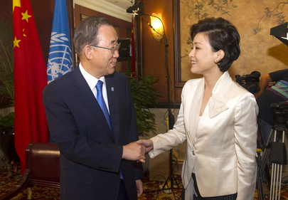 Secretary-General Converses Live With Weibo Followers During Visit To China