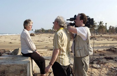 Deputy Emergency Relief Coordinator Visits Regions Devastated by Tsunami