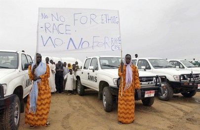 Secretary-General Visits Refugee Camp in South Darfur