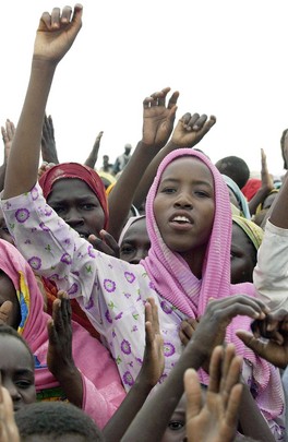 Secretary-General Visits Refugee Camp in South Darfur