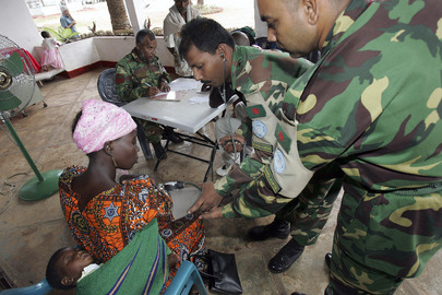 UNOCI Doctors Treat Patients in Côte d'Ivoire