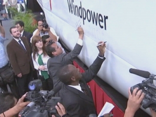Selected frame from video story 
MEXICO / ENERGY CONFERENCE CLOSING
	
