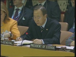 Selected frame from video story 
UN / FOOD CRISIS WRAP
	