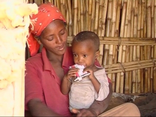 Selected frame from video story 
ETHIOPIA / THERAPEUTIC FEEDING
	