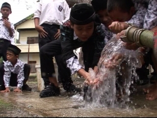 Selected frame from video story 
INDONESIA / SURVIVAL
	