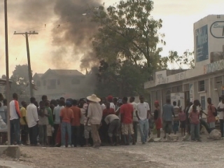 Selected frame from video story 
HAITI / DEMO
	