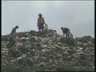Selected frame from video story 
ASIA / TRASH INTO CASH
	